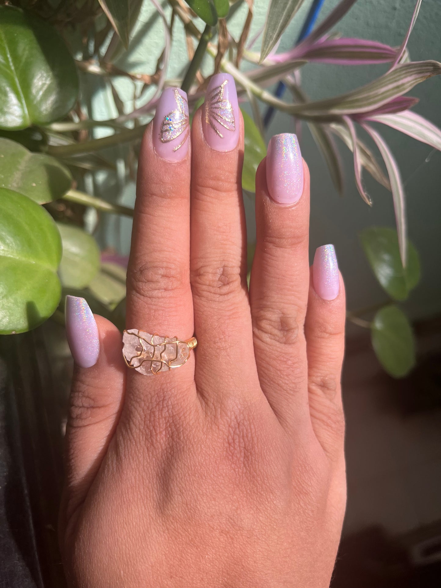 Anillo Belona con cuarzo blanco