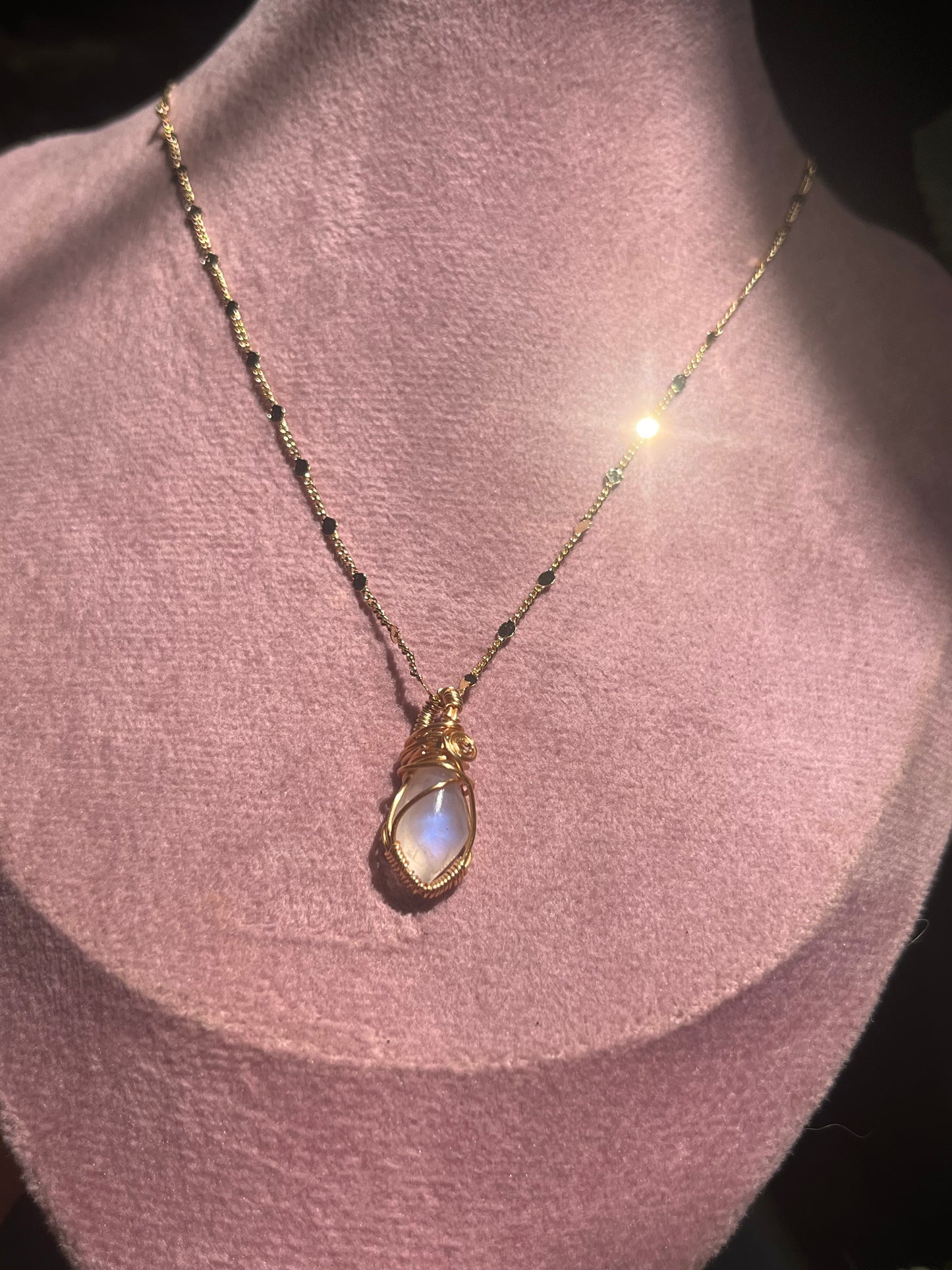 Collar de piedra Luna (Rombo)