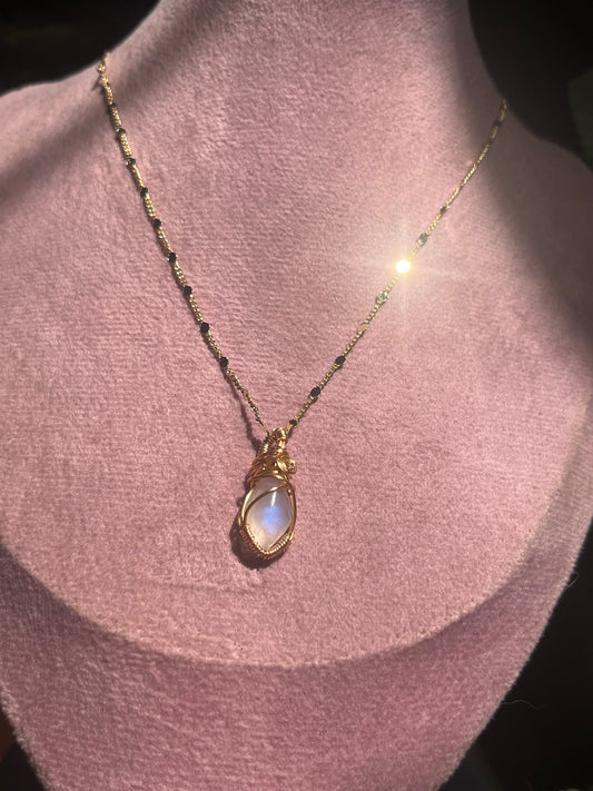 Collar de piedra Luna (Rombo)