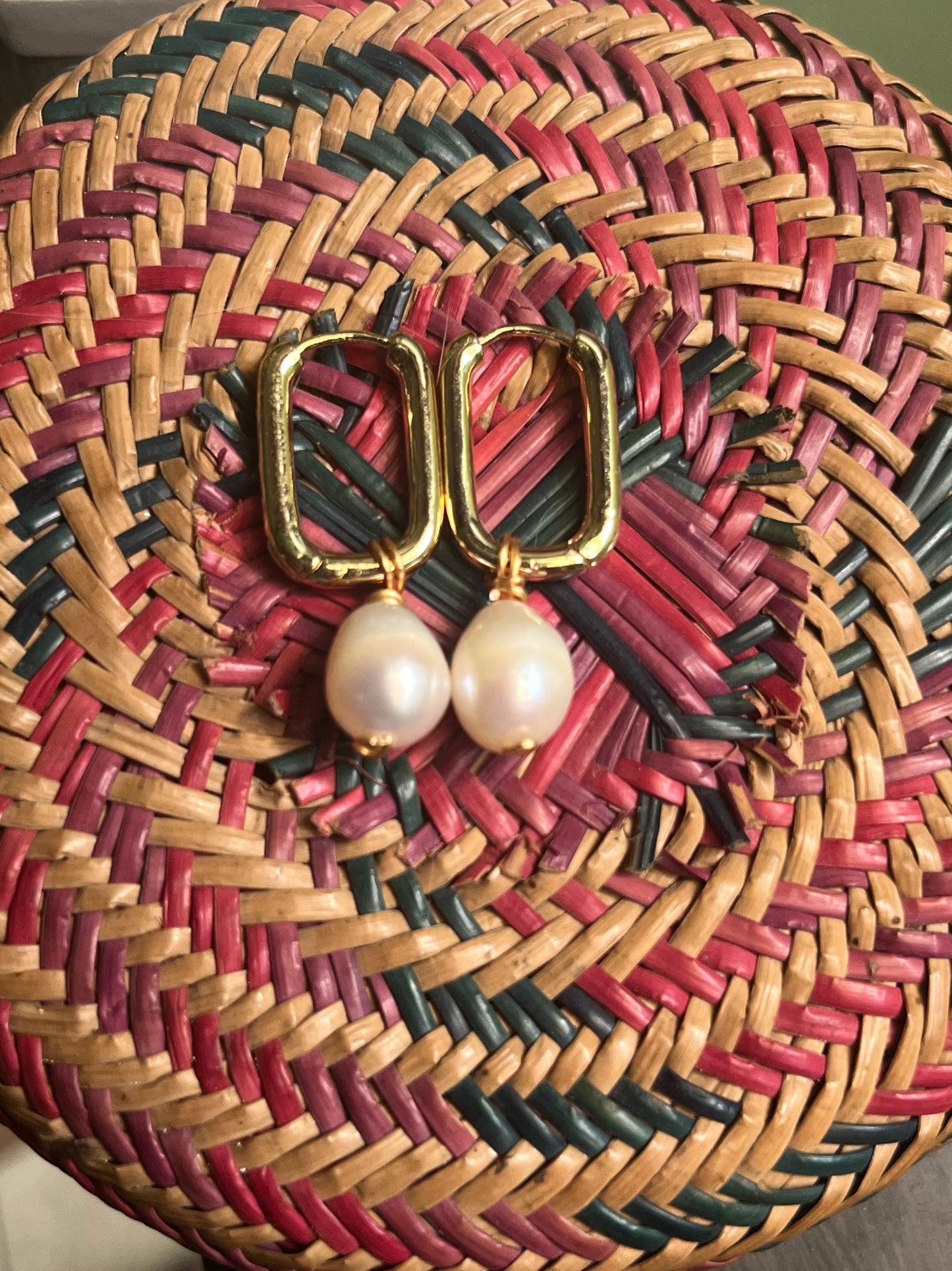 Aretes Eris