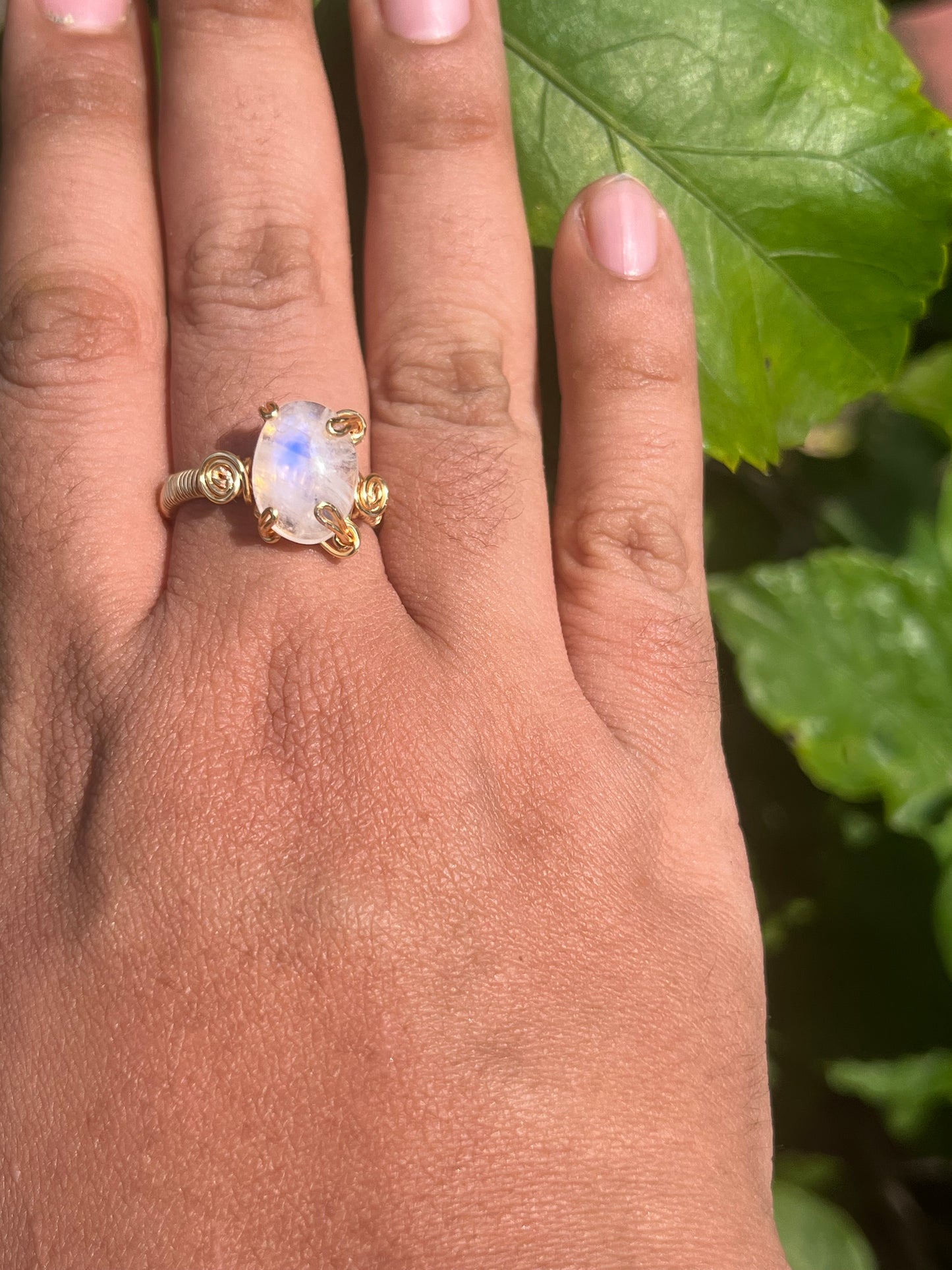 Anillo piedra luna grande