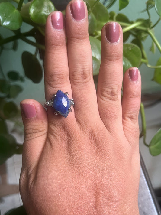 Anillo de lapislázuli