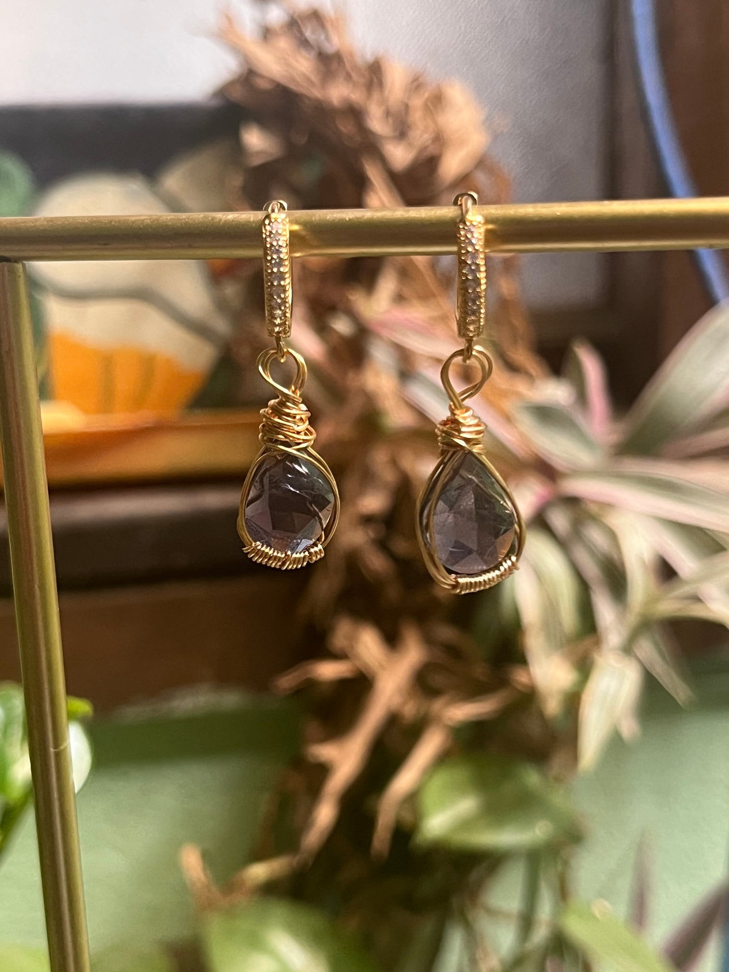Aretes de Iolita