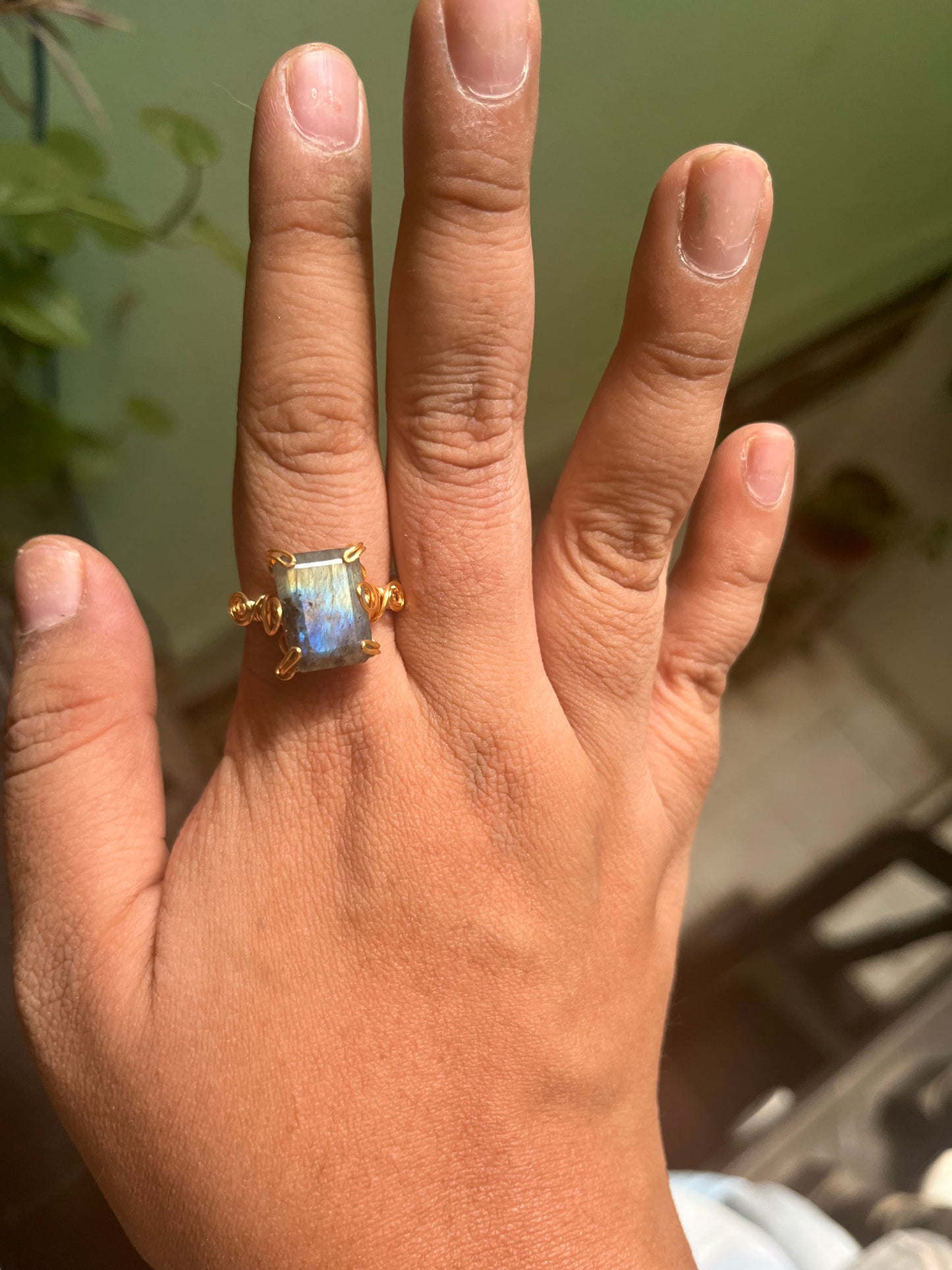 Anillo Labradorita mediano