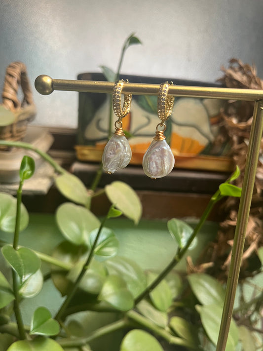 Aretes Lucina