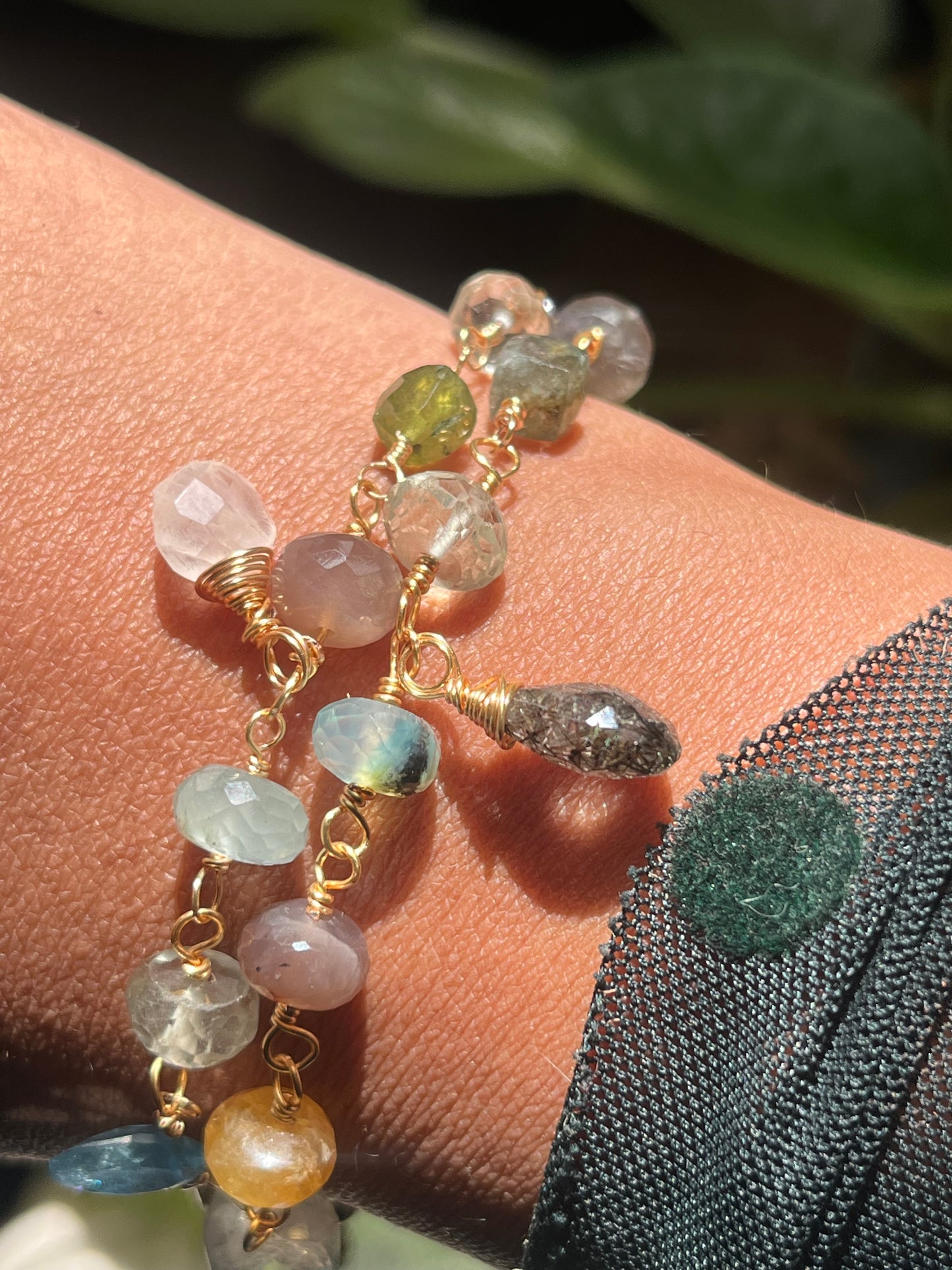 Brazalete Tyche de cuarzos mixtos
