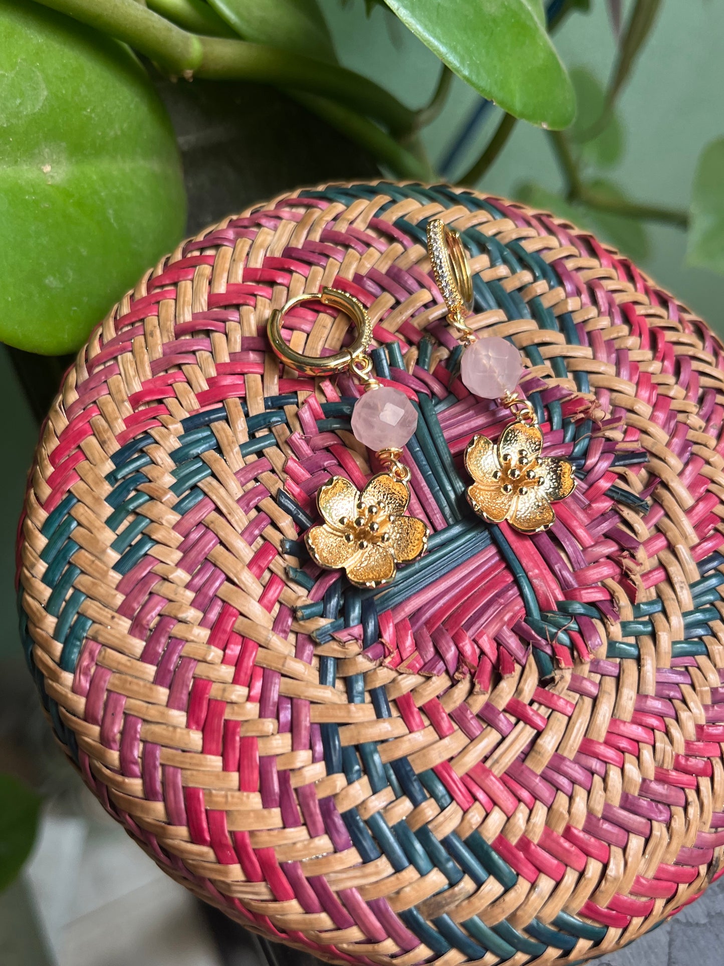 Aretes Flora