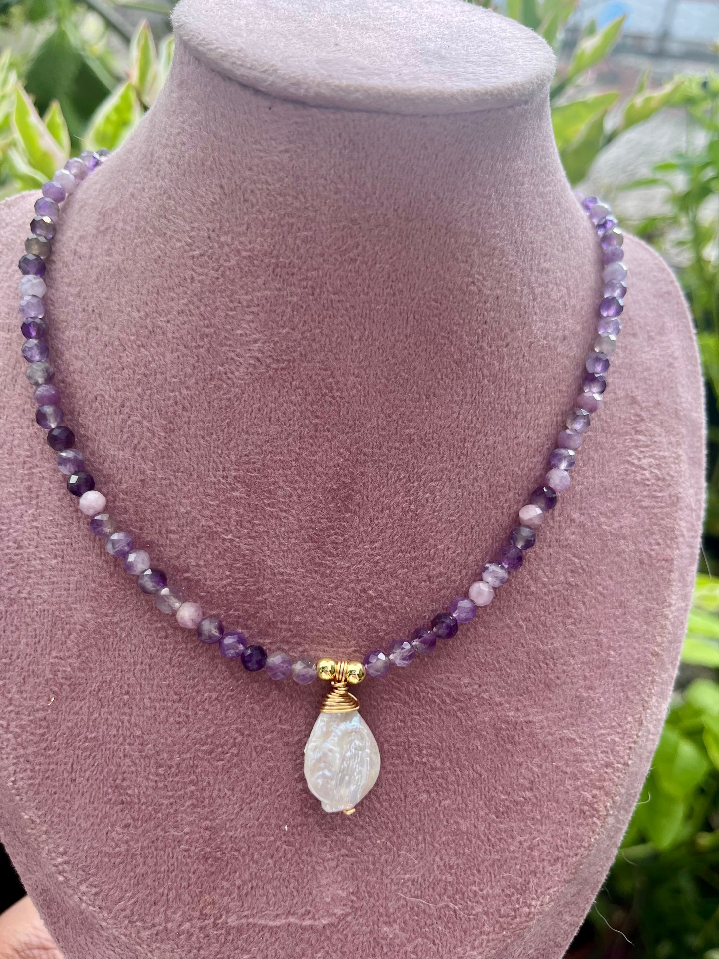 Collar Metis