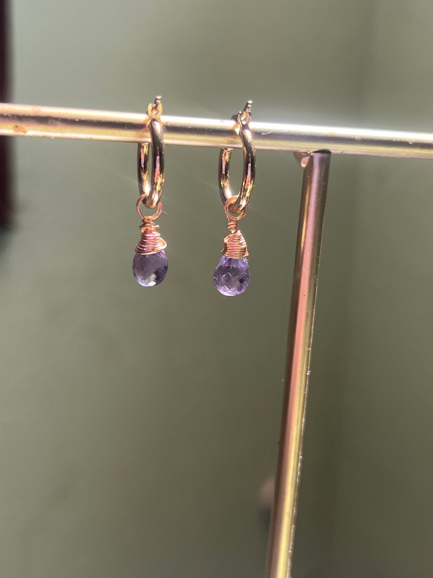 Mini arracadas de amatista